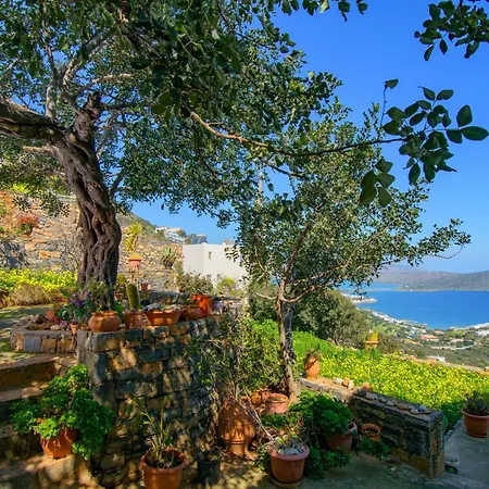 Irini Panoramic House Holiday home *