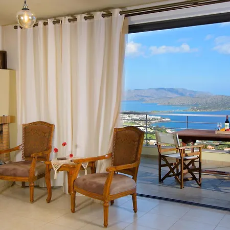 Irini Panoramic House *